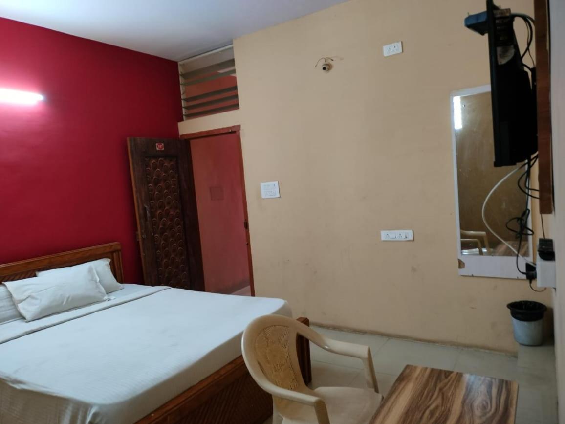 Lakshmi Sri Deluxe Lodge Kumbalgod Eksteriør bilde